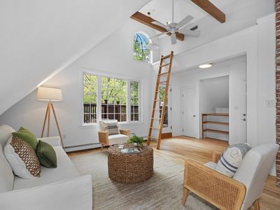 87 Holworthy St, Cambridge, MA, 02138