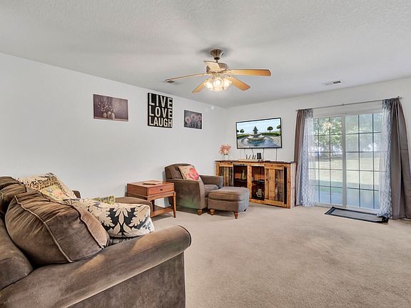 5th image of 7943 Ruskin Rd