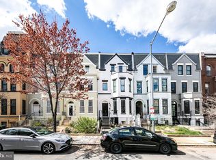 2556 University Pl NW FLOOR 1, Washington, DC 20009