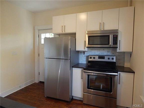 4th image of 38 Hamilton Pl APT 1S