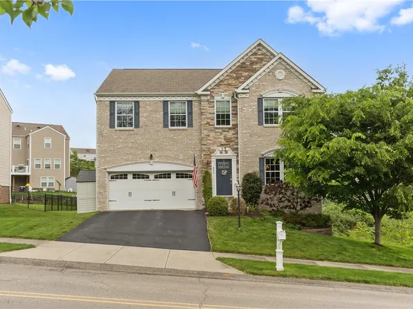 254 Foxwood Rd, Coraopolis, PA 15108