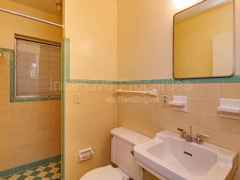 816 Putnam Ave — Photo 13