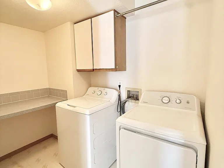 1637 Westbridge Dr #1 — Photo 13