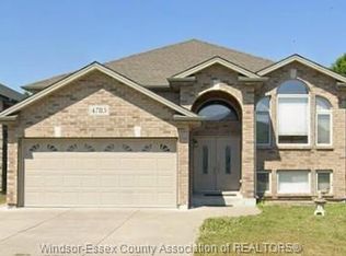 4783 Periwinkle Cres, Windsor, ON N9G3G8