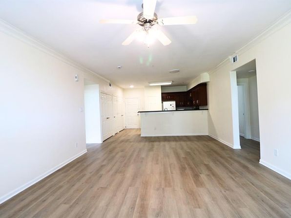 6611 W Sam Houston Pkwy S UNIT 1D