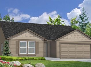 63767 NE Hunters Circle Hs #10, Bend, OR 97701