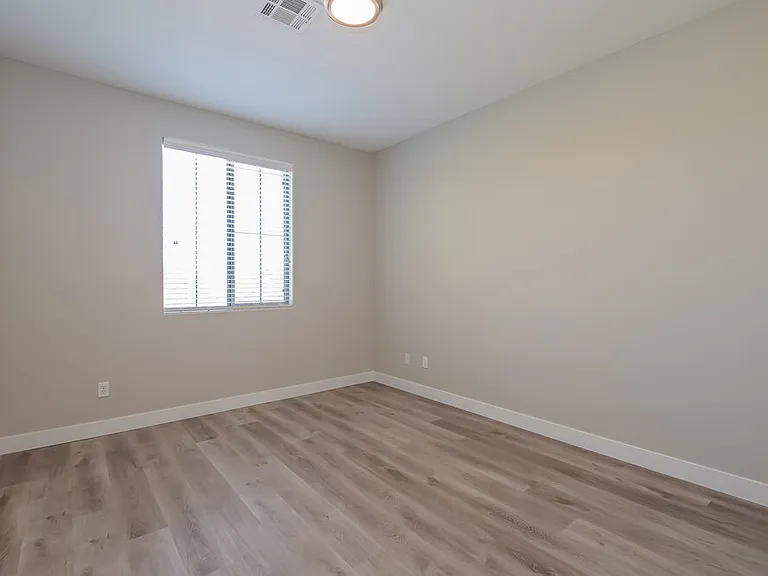 613 Bright Valley Pl — Photo 16