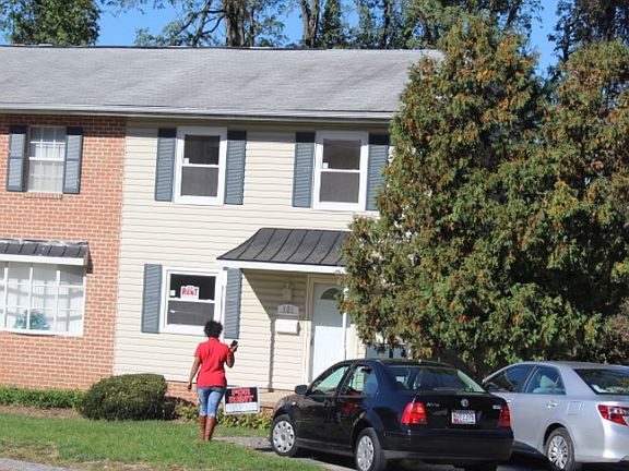 4th image of 101 Shetland Cir #101