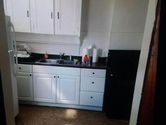 3rd image of 119 W Bigelow St