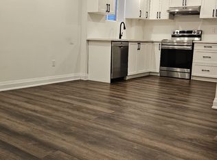 2330 Credit Valley Rd, Mississauga, ON L5M 4C9