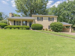 112 Montclair Ct, Evansville, IN 47715