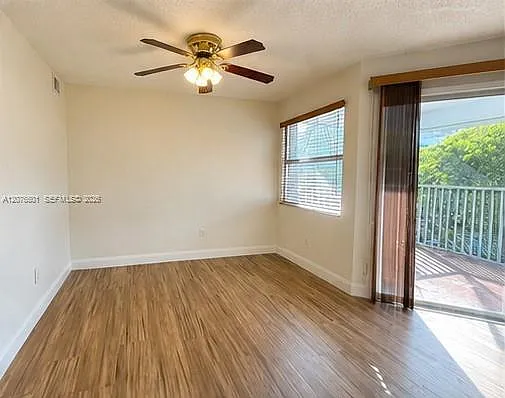 Keys Gate Condo No One — Photo 4