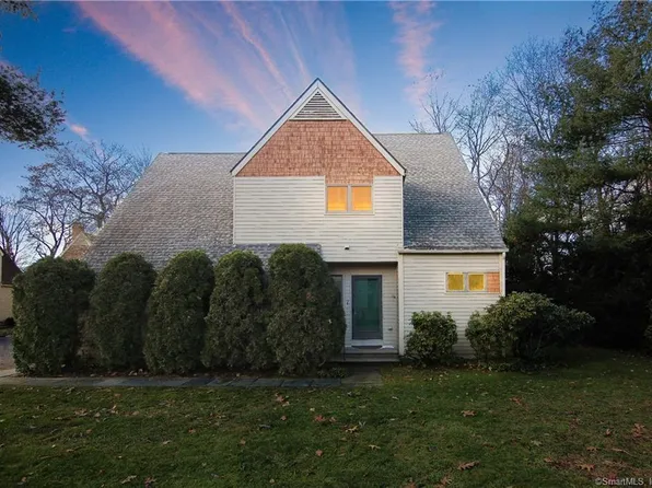 1 Cottonwood Court #1, Granby, CT 06035