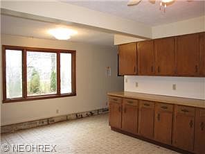 2nd image of 1526 E 337th St