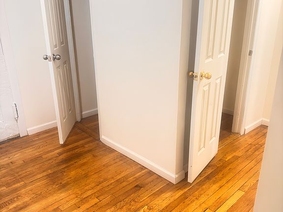5th image of 3620 Parsons Blvd APT 1E