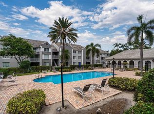 711 SW 111th Way APT 108, Hollywood, FL 33025