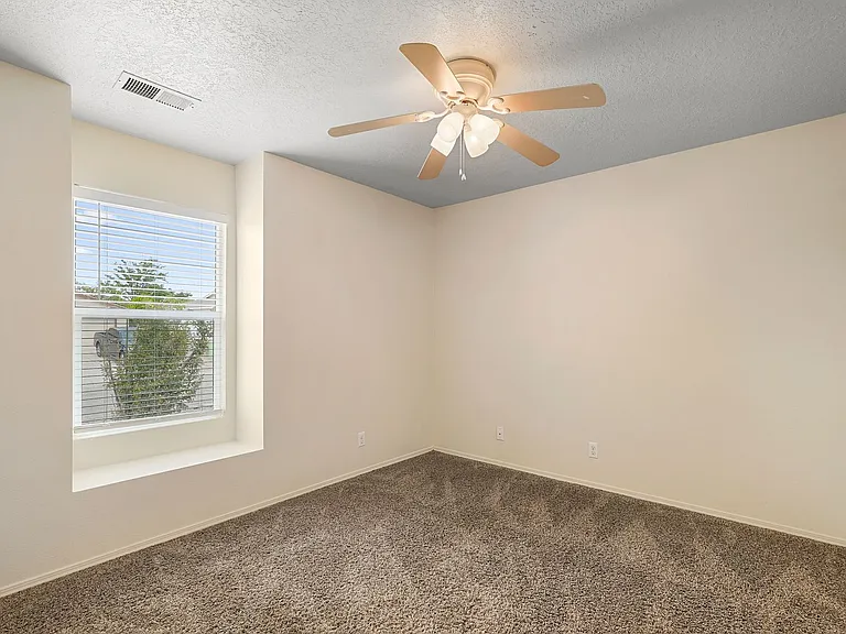 270 Littler Dr SE — Photo 17