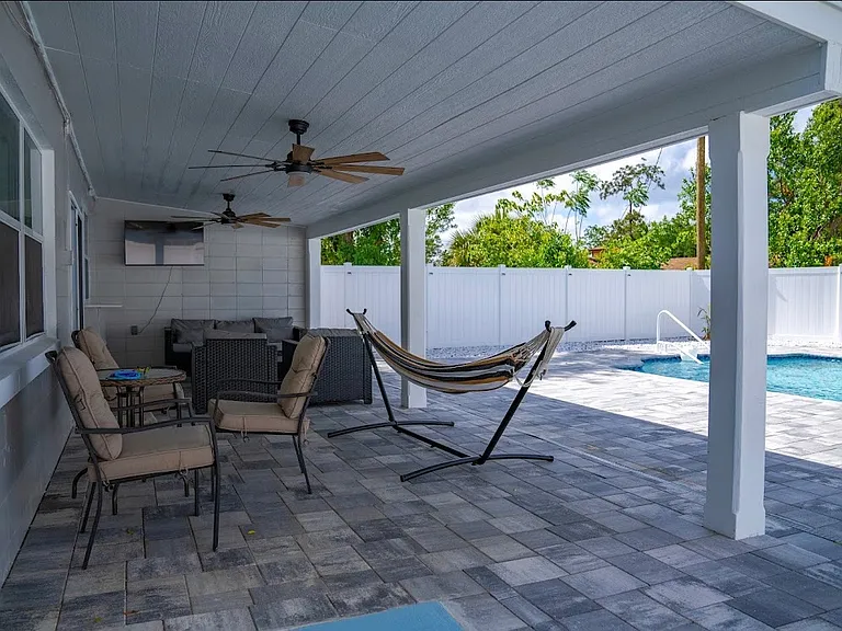 5820 Wolf Rd — Photo 26