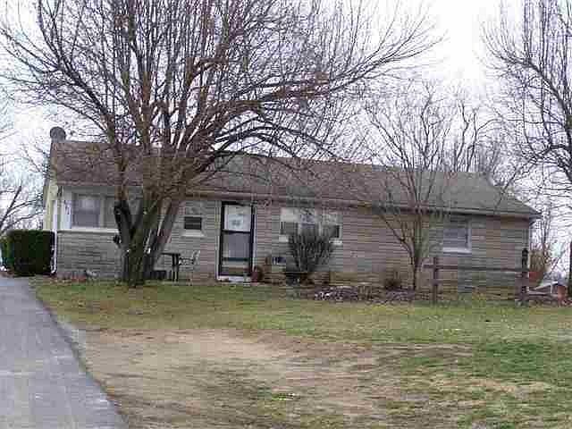 1st image of 661 Oak Park Blvd