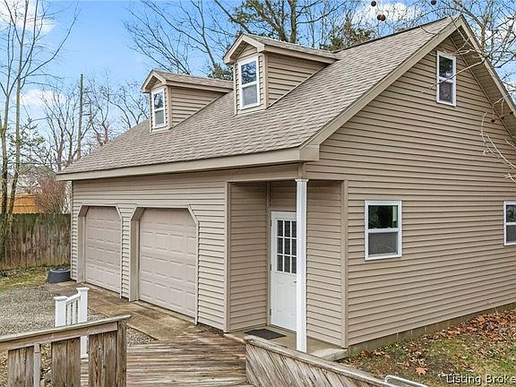 2nd image of 511 Miles Ridge Road