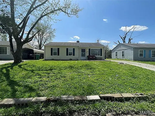 825 Saint Matthew Dr Photo 1