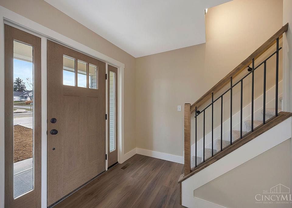 5840 Roberts Dr, Oxford, OH 45056 | Zillow