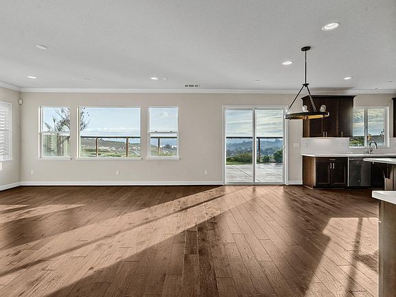5th image of 7127 Stonebrooke Drive
