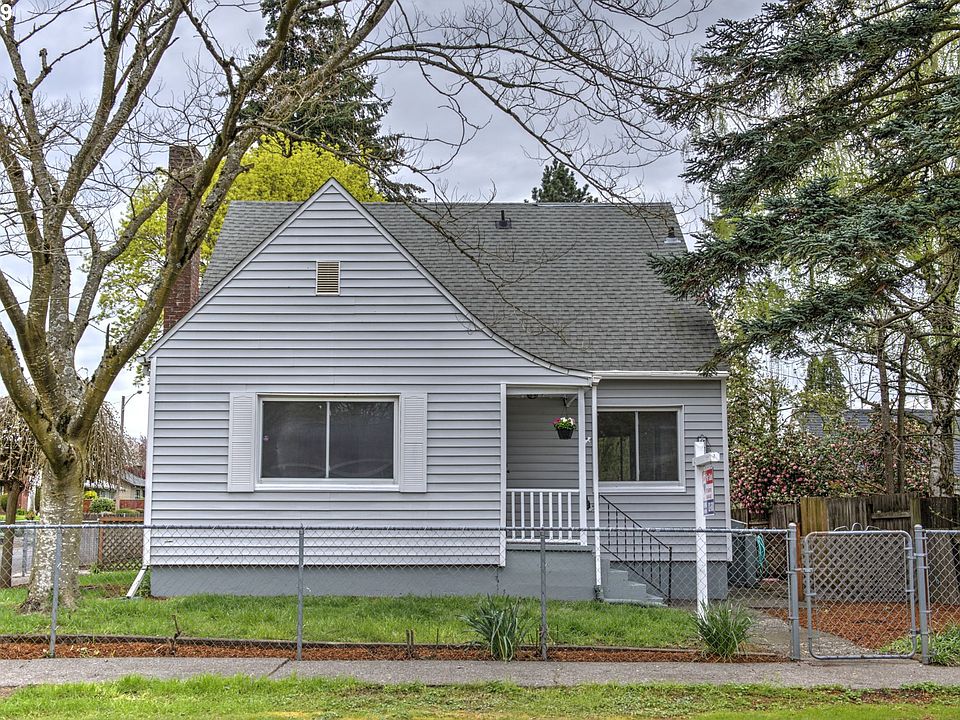 1st image of 900 E 35th St