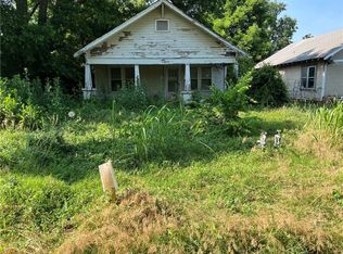 1709 W Minnesota Ave, Chickasha, OK 73018