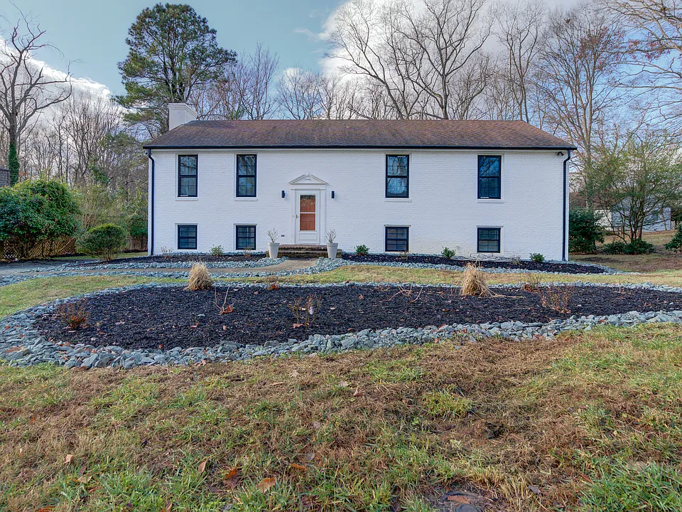 403 Westmoreland Ct