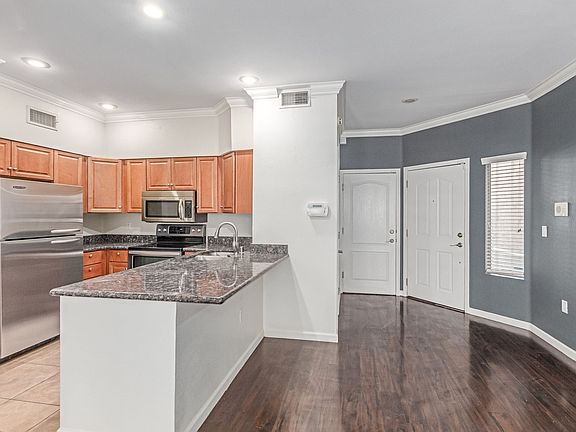 5th image of 4848 N 36th St Unit 115