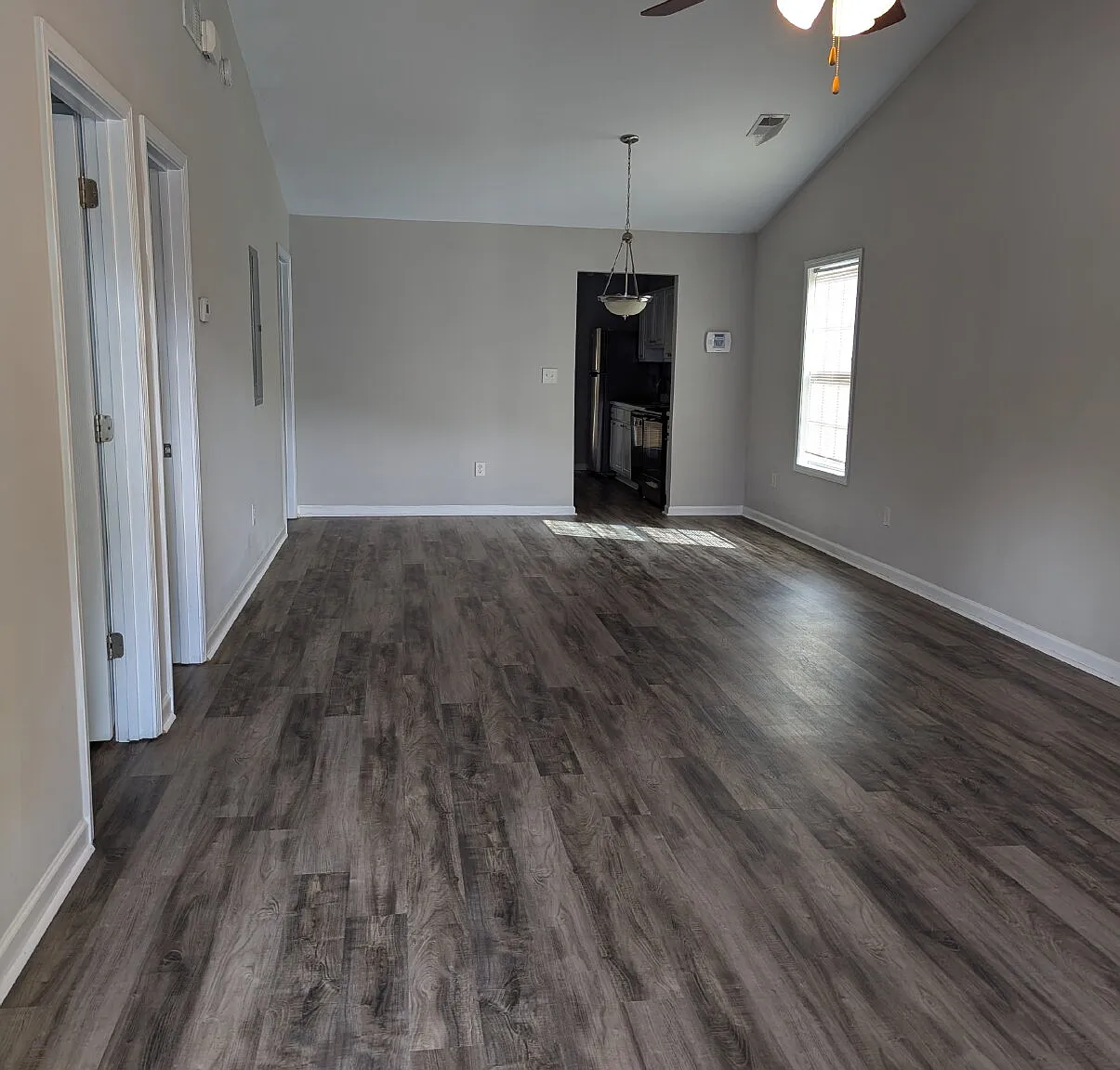 2 bed, 2.0 bath, 1092 sqft, $1,350 — Photo 3