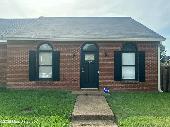 307 Northtown Dr, Jackson, MS 39211