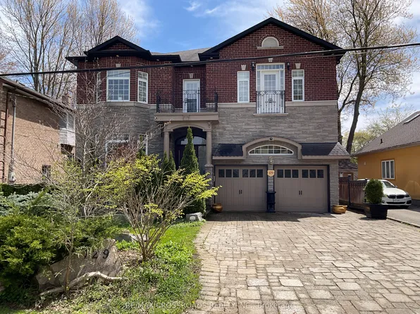 129 Lakeland Cres, Richmond Hill, ON L4E 3A1