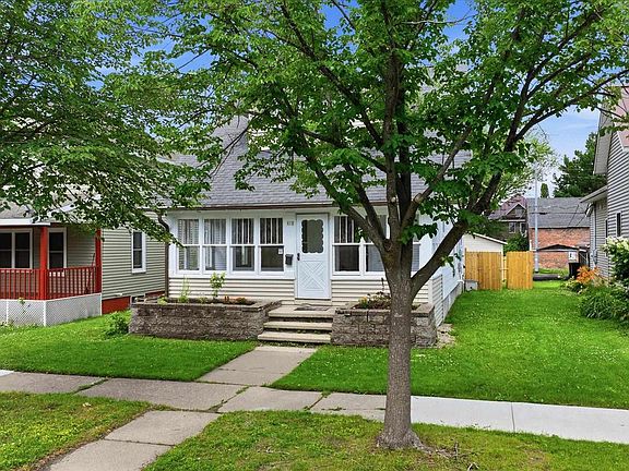 2nd image of 410 S CEDAR AVENUE