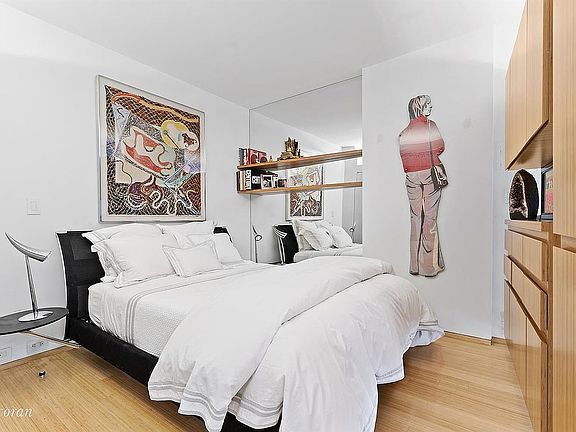 5th image of 300 W 14th St #201