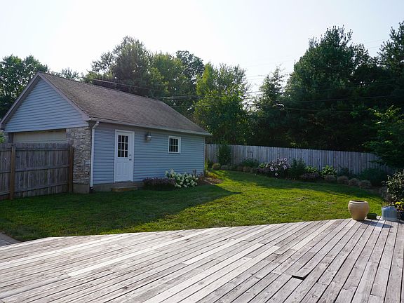 2nd image of 233 Saint Margaret Dr