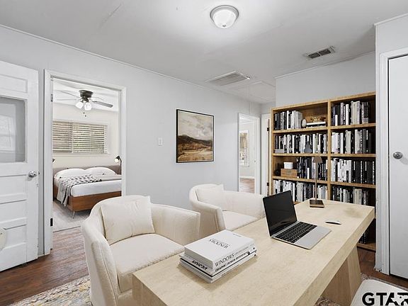 5th image of 510 N Main St #69