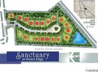 542 Flora Valley, Rochester, MI 48307