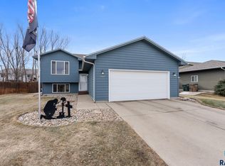 7909 W 48th St, Sioux Falls, SD 57106