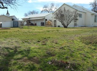 200 S Oak Ave, Warden, WA 98857