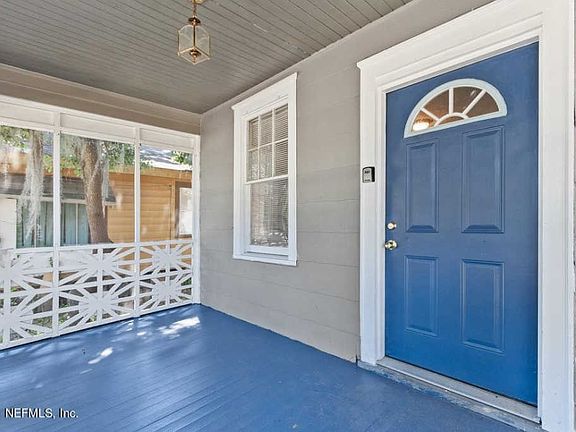 3rd image of 7242 Barberie St