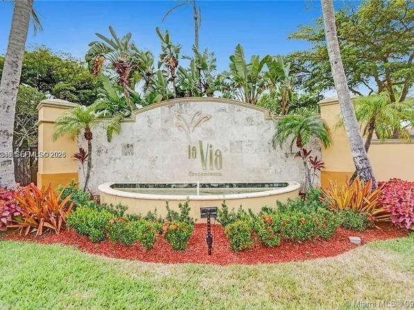 (undisclosed Address), Hollywood, FL 33026