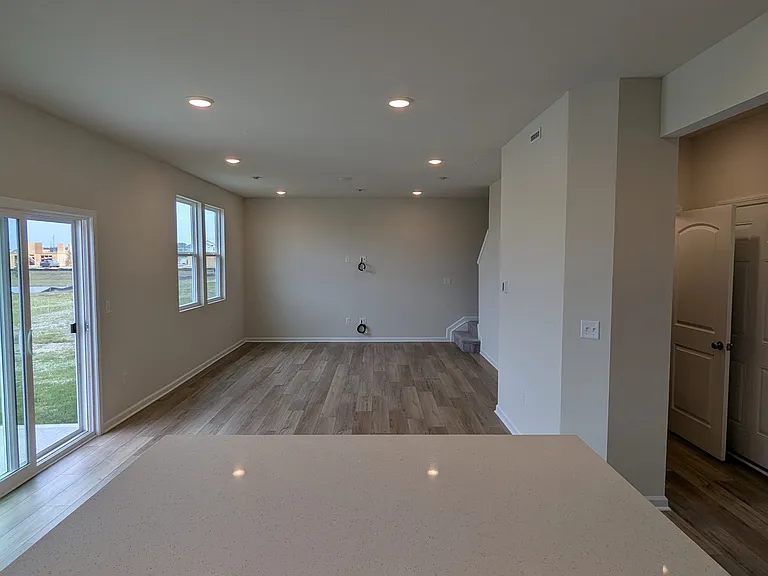 3858 Sterling Dr — Photo 8