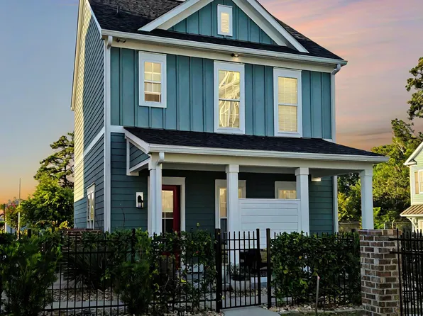 855 Rosa Cir, Myrtle Beach, SC 29577