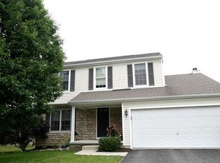 8556 Clover Glade Dr, Lewis Center, OH 43035