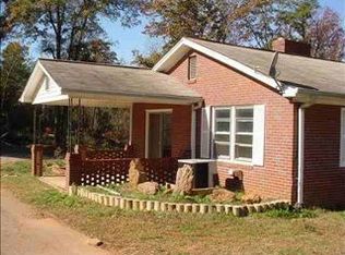 70 Pleasantdale Cir, Greenville, SC 29607