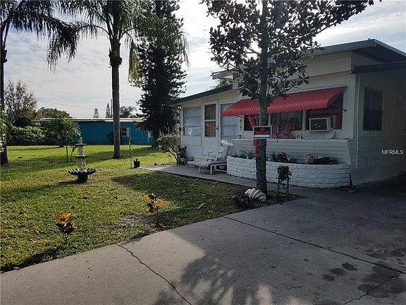 2nd image of 417 N Domino Dr