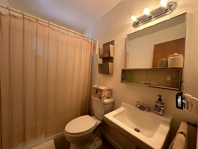 103 Estates Dr #A — Photo 14