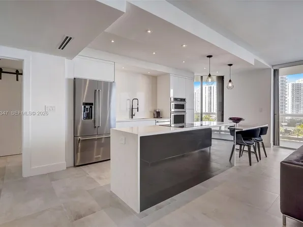 20191 E Country Club Dr APT 802, Aventura, FL 33180